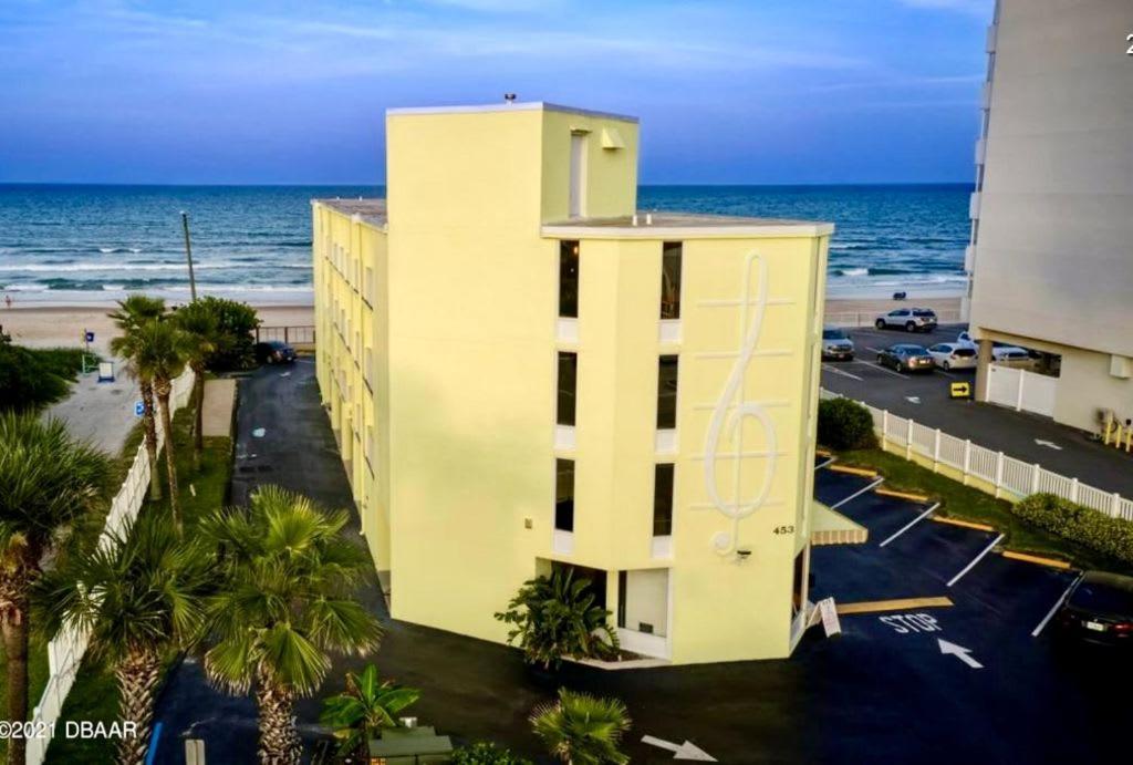 Just Beachy -ocean View At Symphony Club Holiday home