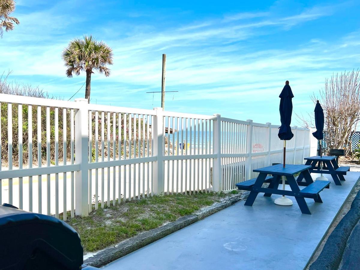 Just Beachy -ocean View At Symphony Club *